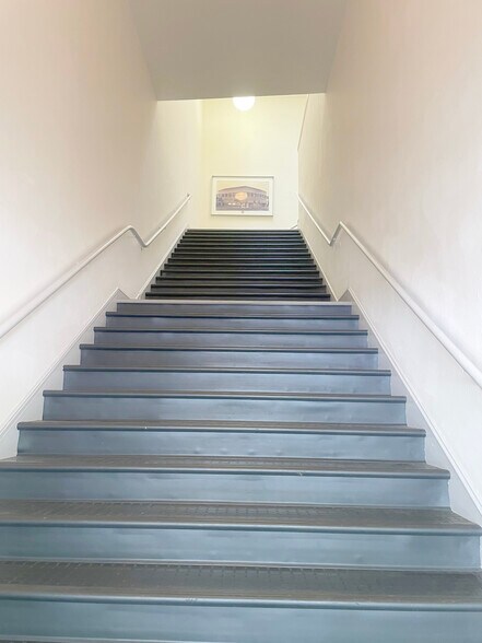 More Photos Of 2006 Kala Bagai Way, Berkeley Storefront Retail Office For Lease