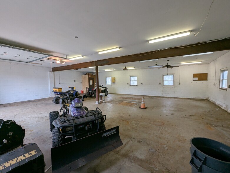 More Photos Of 2005 E Churchville Rd, Bel Air Freestanding For Sale