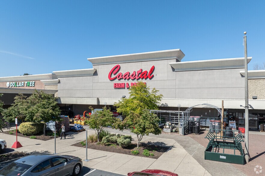 More Photos Of 1900-1926 SE McLoughlin Blvd, Oregon City Unknown For Lease