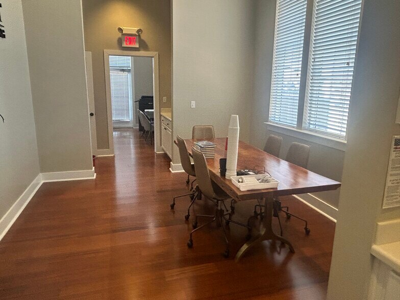 More Photos Of 36250 Emerald Coast Pky, Destin Office For Lease