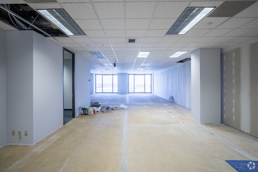 Photo of 21st Floor Ste 2180