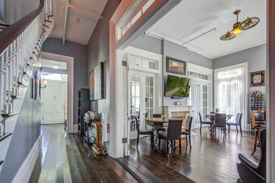 More Photos Of 1502 Market St, Galveston Hospitality For Sale