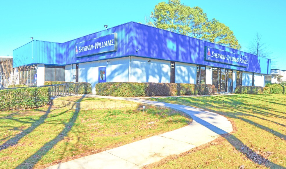 More Photos Of 7513 Us Highway 64 E, Knightdale General Retail For Lease