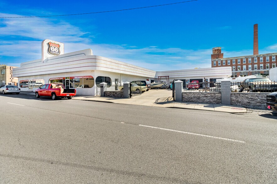 Primary Photo Of 395 S Ocoee St, Cleveland Showroom For Sale