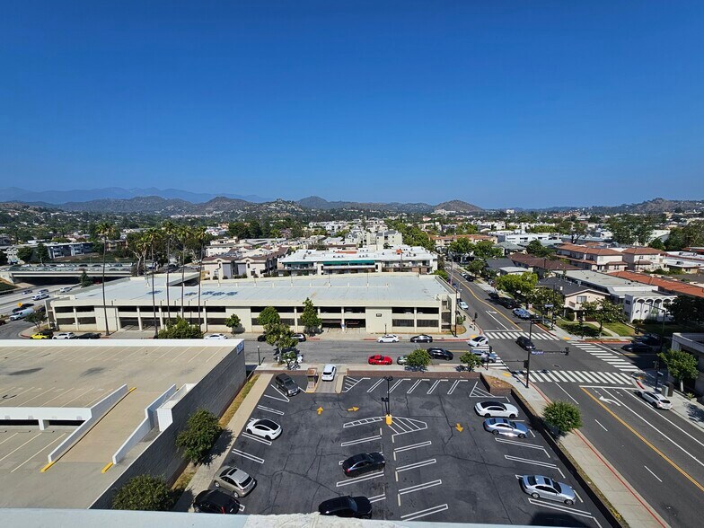 More Photos Of 600 N Brand Blvd, Glendale Medical For Lease