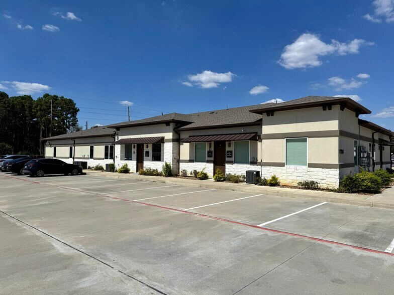 More Photos Of 17138 N Eldridge Pky, Tomball Medical For Sale