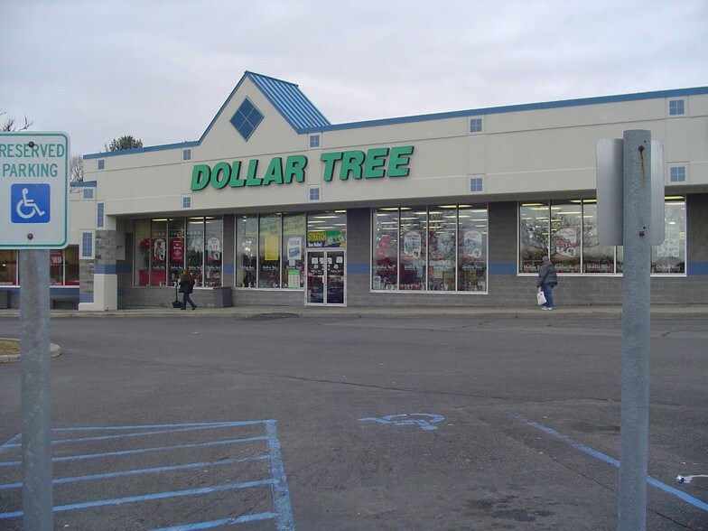 More Photos Of 740 Hoosick Rd, Troy Freestanding For Lease