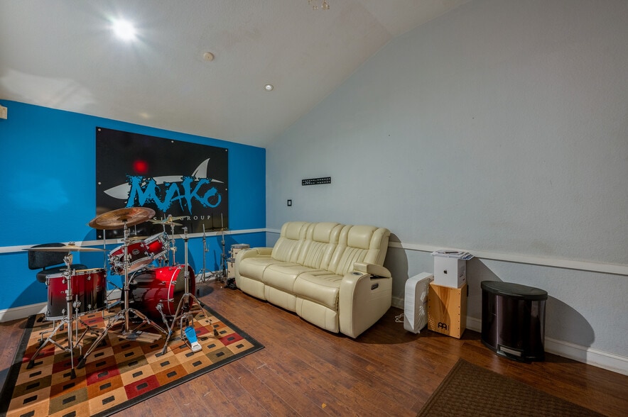 More Photos Of 2250 N Volusia Ave, Orange City Specialty For Sale