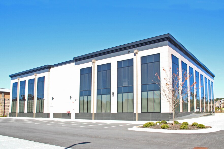 More Photos Of 3170 Peachtree Pkwy, Johns Creek Office For Lease