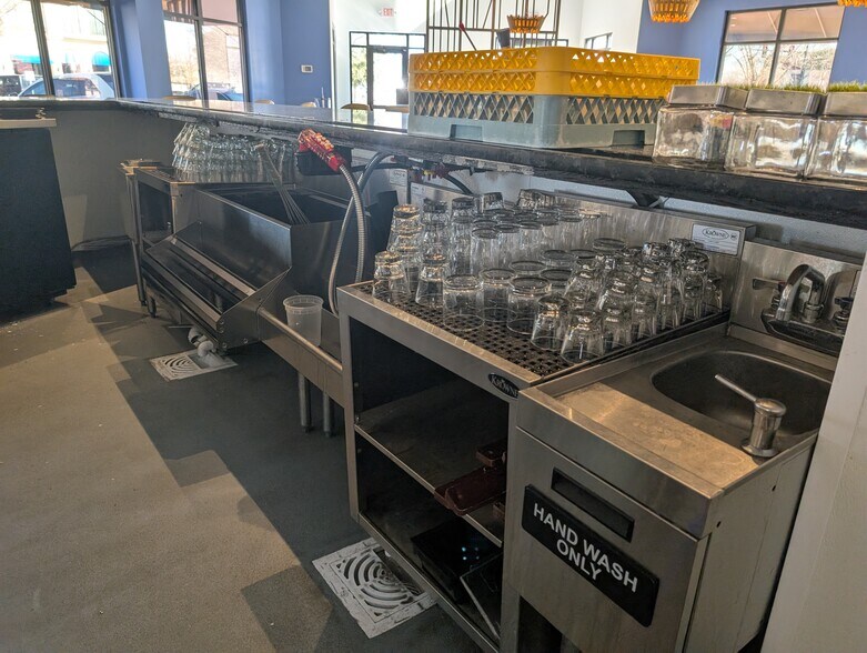 More Photos Of 5204 Colleyville Blvd, Colleyville Restaurant For Lease