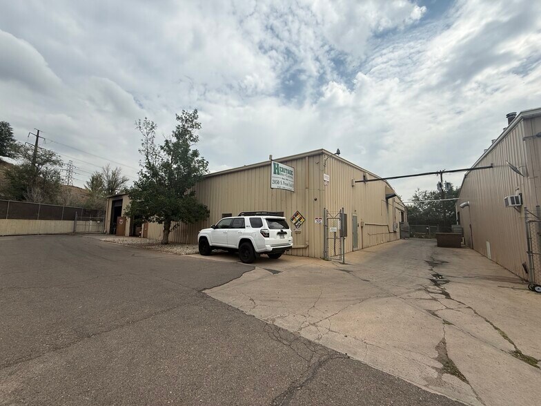 More Photos Of 2050 S Pecos St, Denver Warehouse For Sale