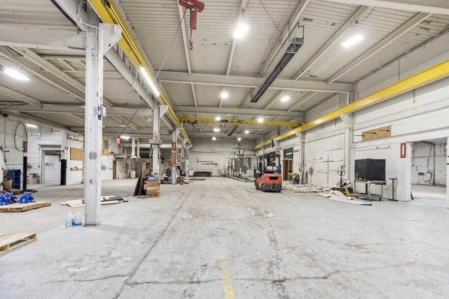 More Photos Of 4618 Pointe Tremble Rd, Clay Township Warehouse For Sale