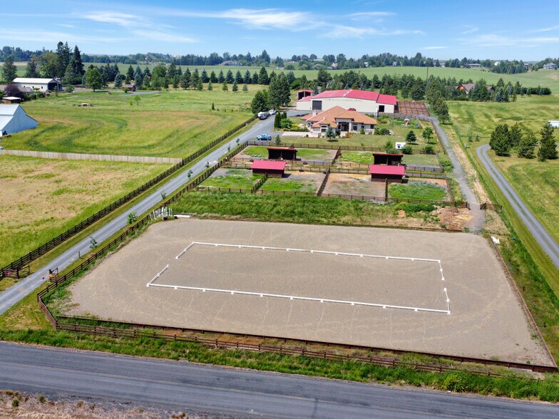 Primary Photo Of 2301 N Mountain View Rd, Moscow Horse Stables For Sale