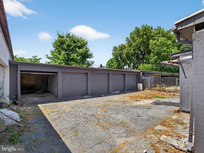 More Photos Of 728-736 E Mifflin St, Lancaster Warehouse For Sale