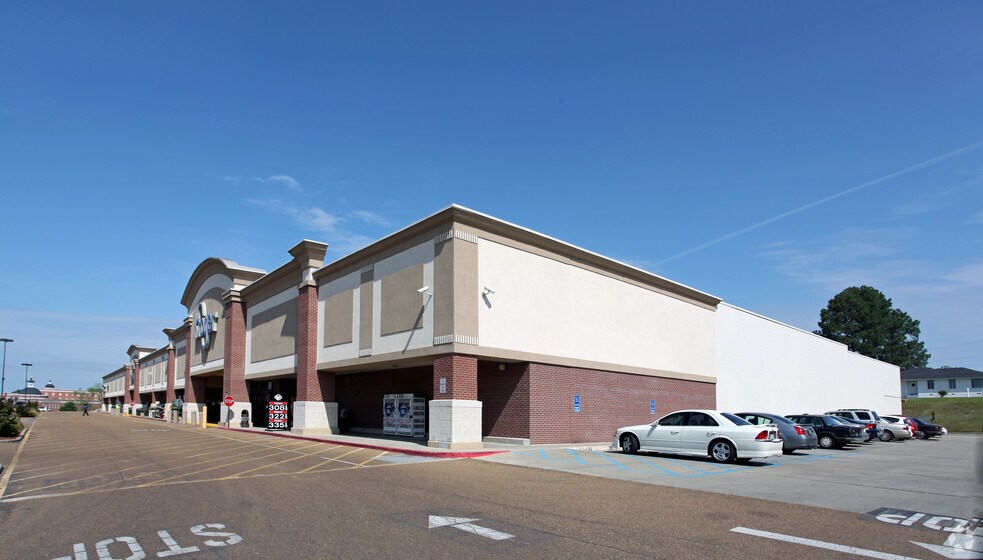 Primary Photo Of 109-129 Highway 80 E, Clinton Unknown For Lease
