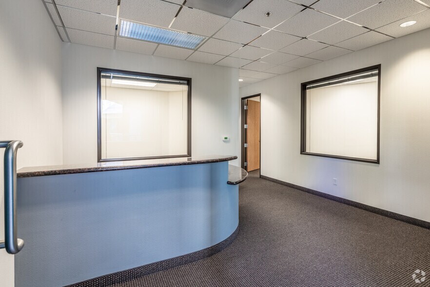 More Photos Of 2888 Loker Ave E, Carlsbad Office For Lease