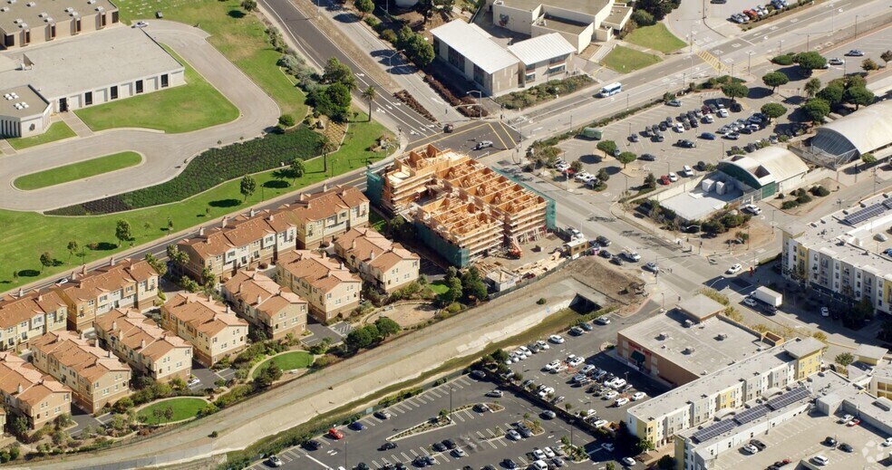 More Photos Of 889 Mc Lellan Dr S, South San Francisco Apartments For Sale