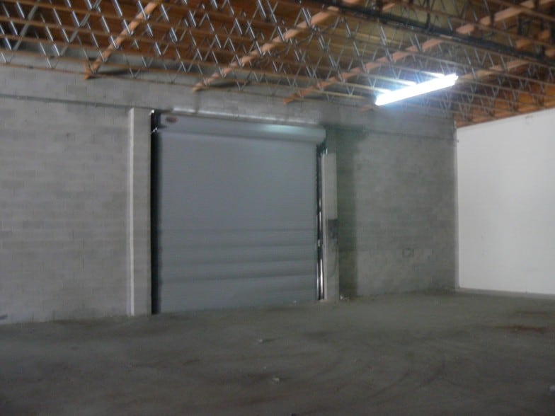 More Photos Of 3120 Sirius Ave, Las Vegas Warehouse For Lease