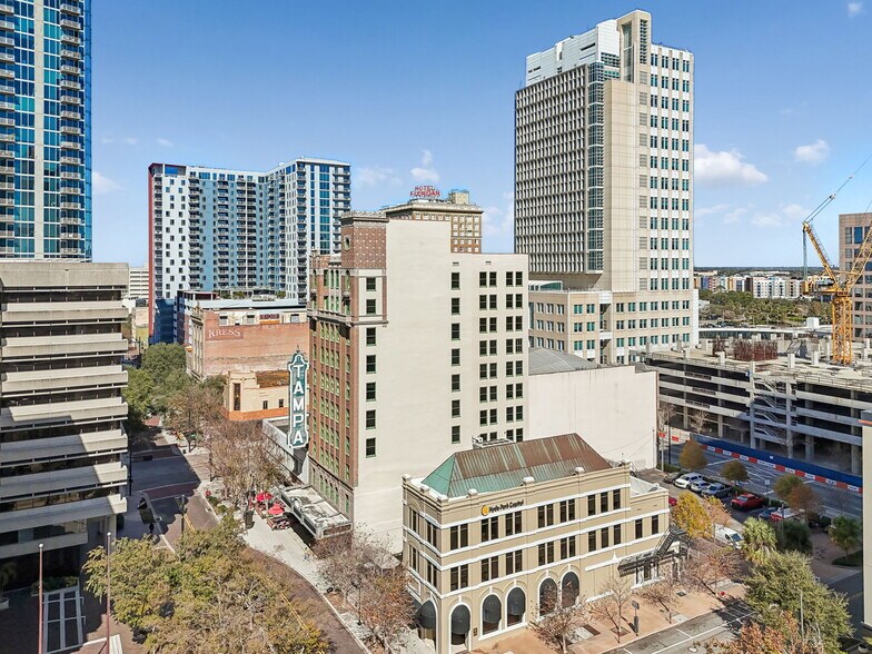 More Photos Of 707 N Franklin St, Tampa Office For Sale