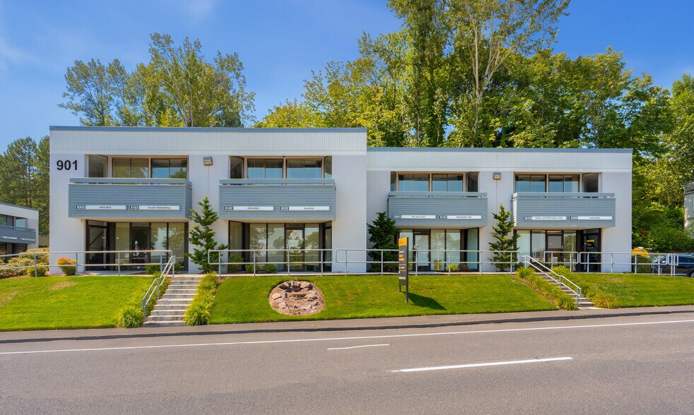 More Photos Of 901 Rainier Ave N, Renton Unknown For Lease