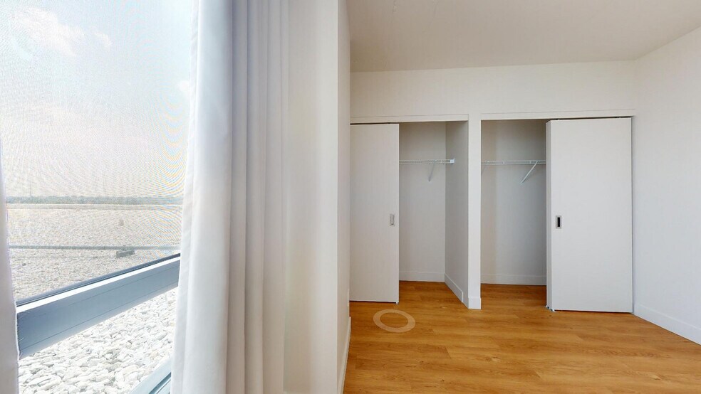 More Photos Of 8405 Pl Saint-Charles, Brossard Apartments For Lease