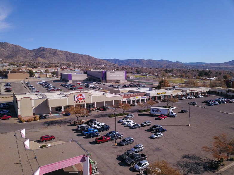 More Photos Of 800-840 Juan Tabo Blvd, Albuquerque Unknown For Lease