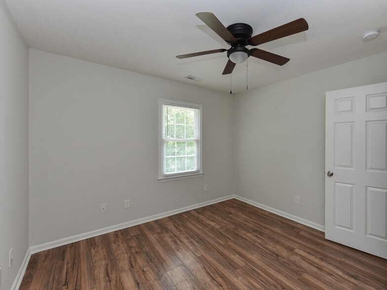 More Photos Of 225 Douglas St, Holly Springs Apartments For Sale