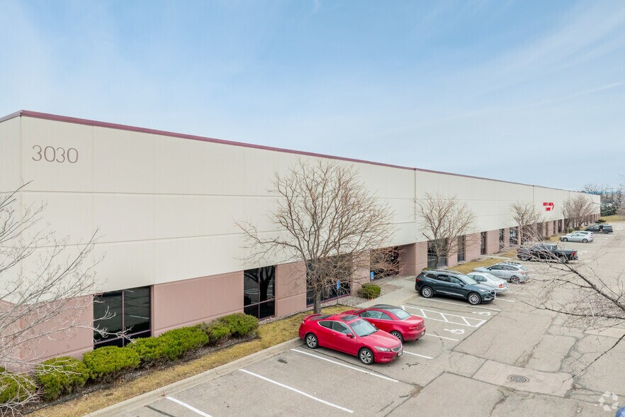 More Photos Of 3030 Lexington Ave S, Eagan Light Manufacturing For Lease