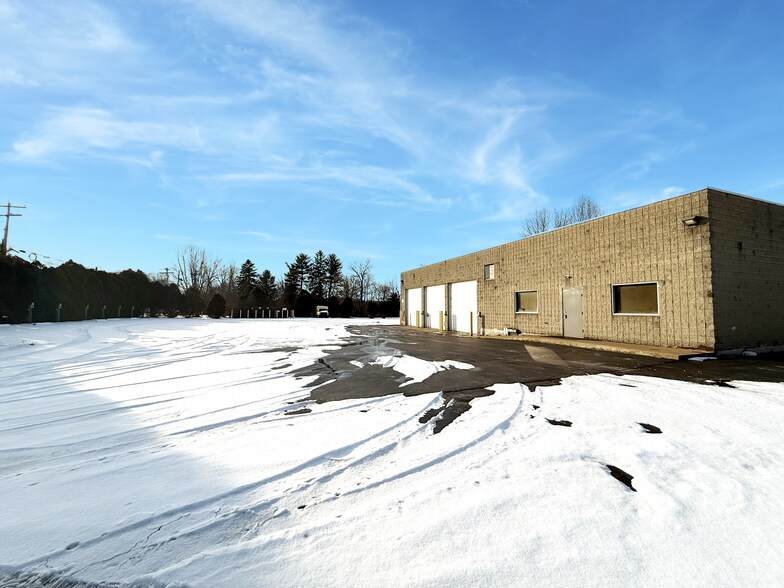 More Photos Of 162 Glade Dr, Kittanning Warehouse For Sale