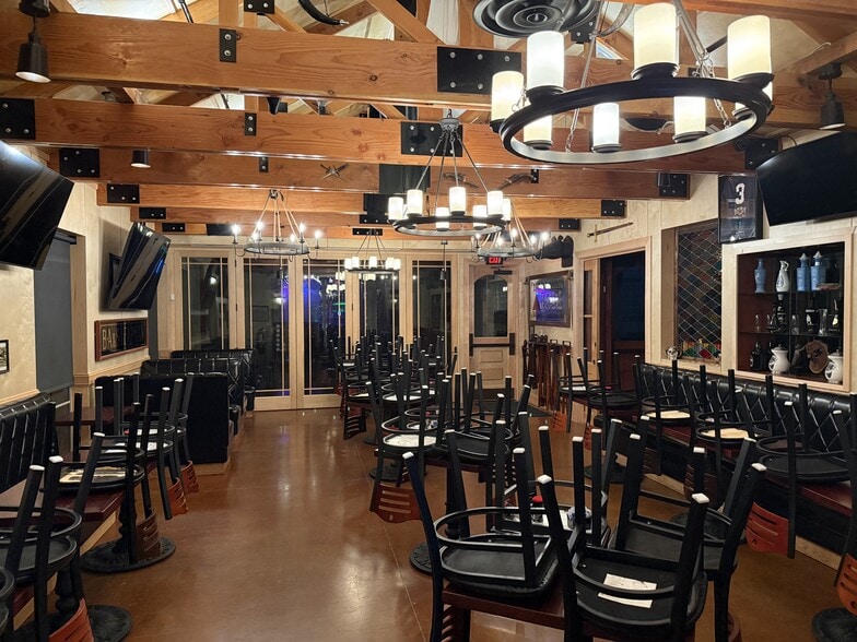 More Photos Of 23330 W Interstate 10, San Antonio Restaurant For Sale