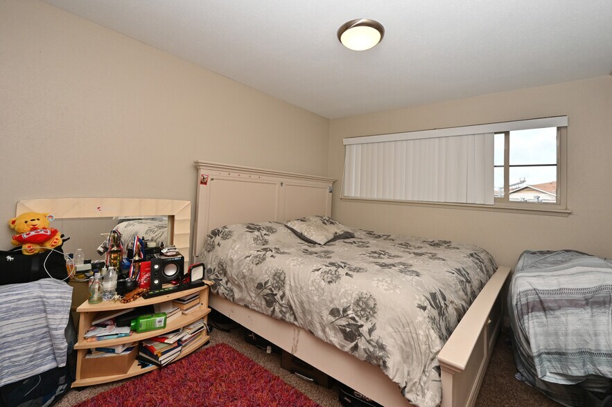 More Photos Of 8340 Rainier Ave S, Seattle Multifamily For Sale