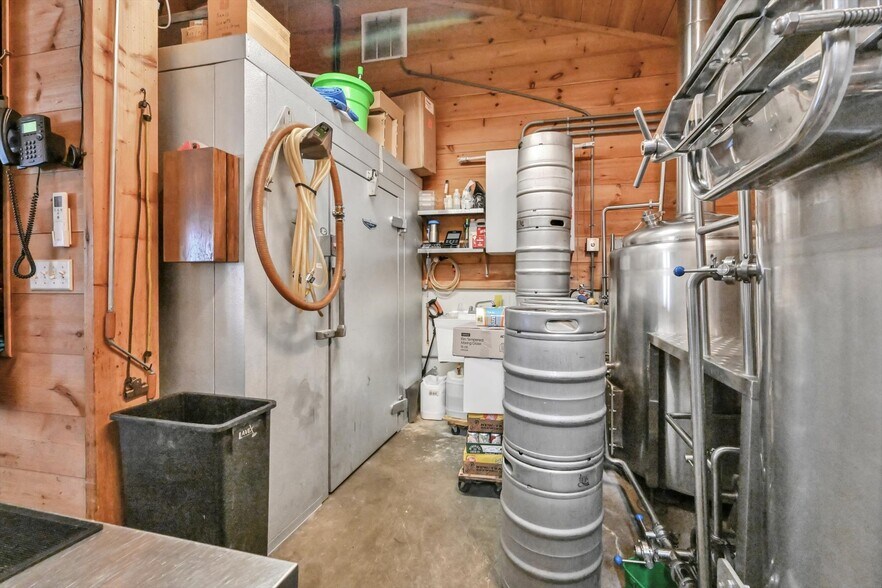 More Photos Of 301 W Main St, Ephrata Hospitality For Sale