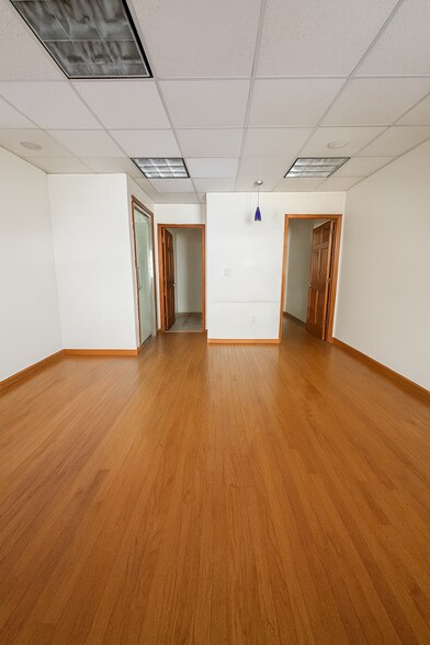 More Photos Of 292-294 Atlantic Ave, Brooklyn Storefront Retail Residential For Lease