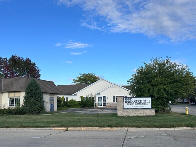 More Photos Of 226 Bornemann St, Green Bay Assisted Living For Sale