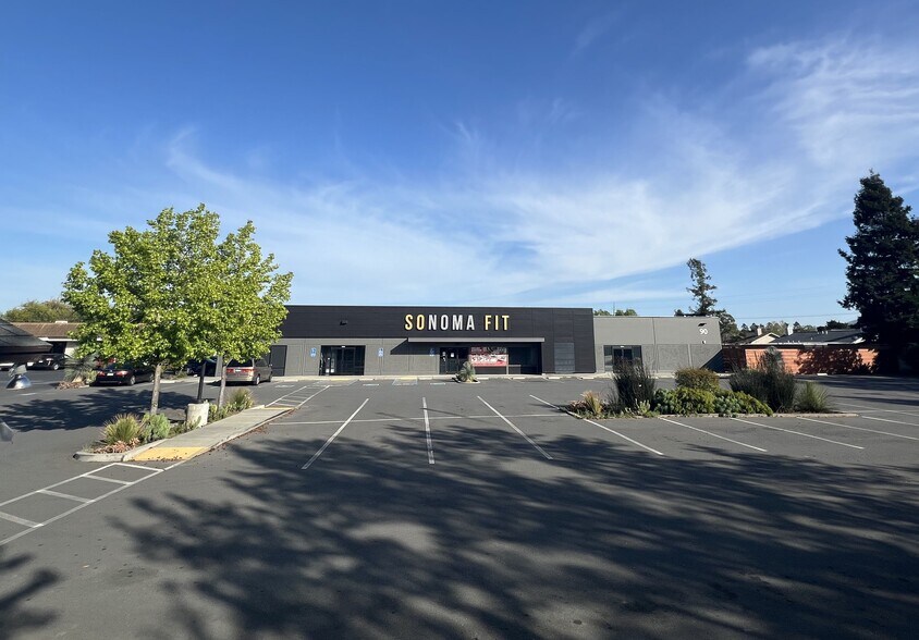 Primary Photo Of 90 Casa Grande Rd, Petaluma Freestanding For Lease
