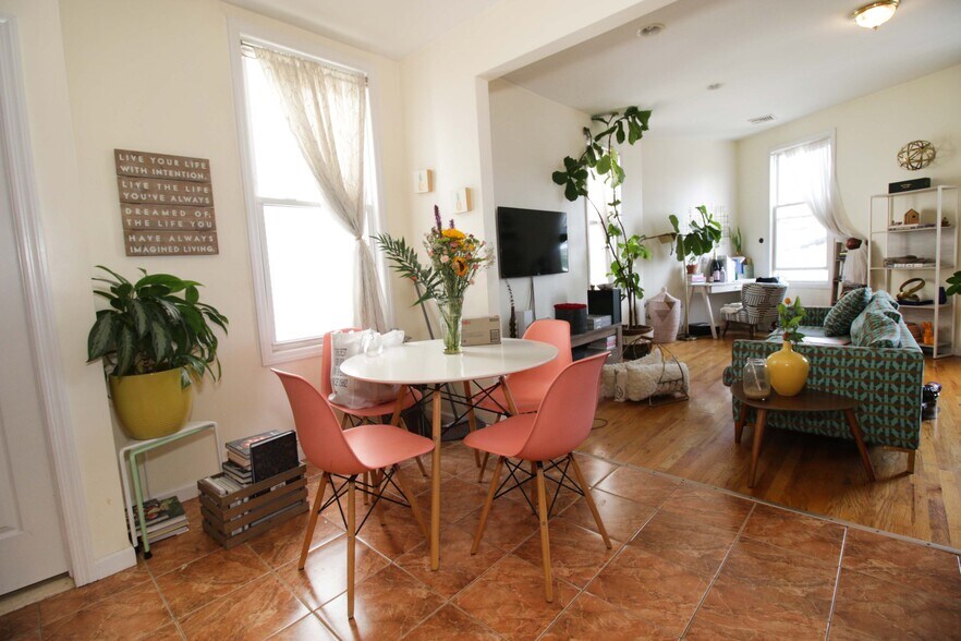 More Photos Of 201 Hackensack Plank Rd, Weehawken Restaurant For Sale