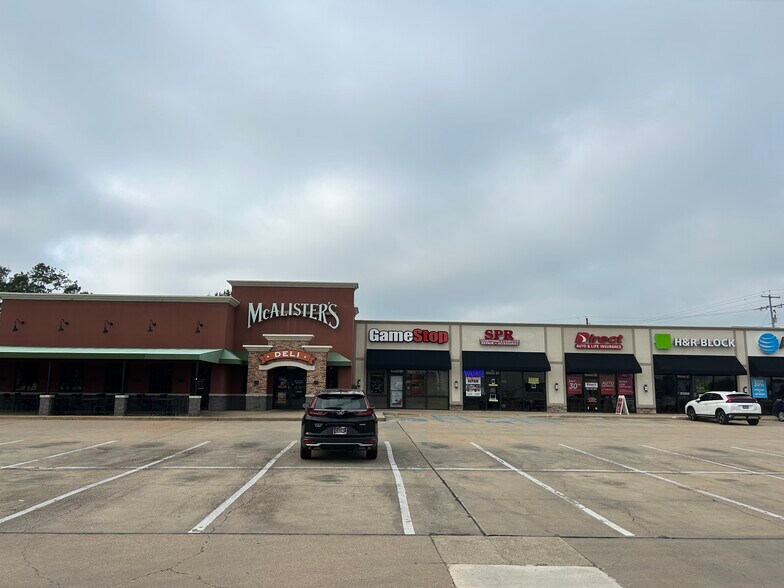 More Photos Of 1040 Highway 49 S, Richland Storefront For Lease