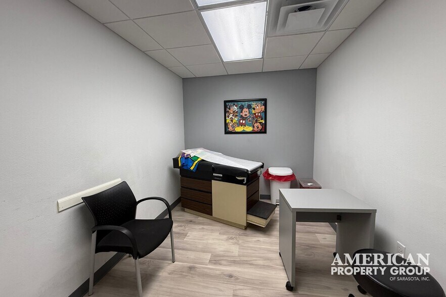 More Photos Of 3627 Webber St, Sarasota Storefront Retail Office For Sale