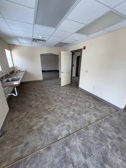 More Photos Of 246 W 6th St, Erie Office For Lease