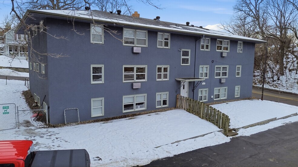 More Photos Of 149 Morton St E, Saint Paul Apartments For Sale