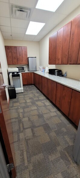 More Photos Of 5700 W Chandler Blvd, Chandler Coworking Space
