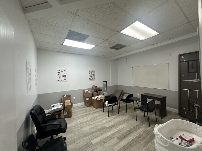 More Photos Of 30200-30394 Old Dixie Hwy, Homestead Unknown For Lease