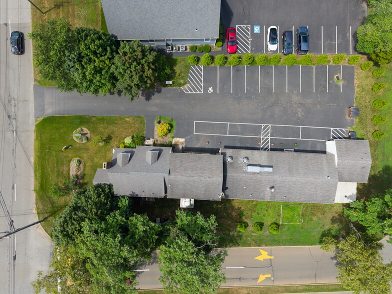 More Photos Of 93 Elm St, Old Saybrook Restaurant For Sale