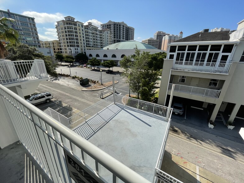 More Photos Of 1348-1358 Fruitville Rd, Sarasota Office Residential For Sale