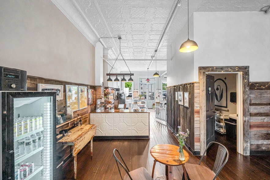 More Photos Of 76-96 Maple St, Florence Apartments For Sale