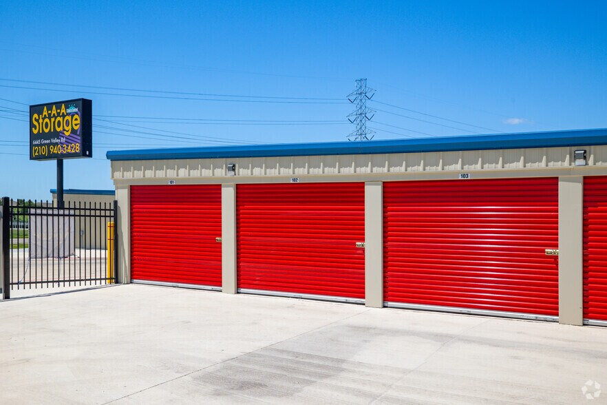 More Photos Of 6445 Green Valley Rd, Cibolo Self Storage For Sale