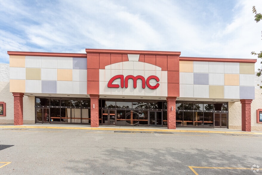 Primary Photo Of 111 Cinema Dr, Wilmington Movie Theatre For Lease