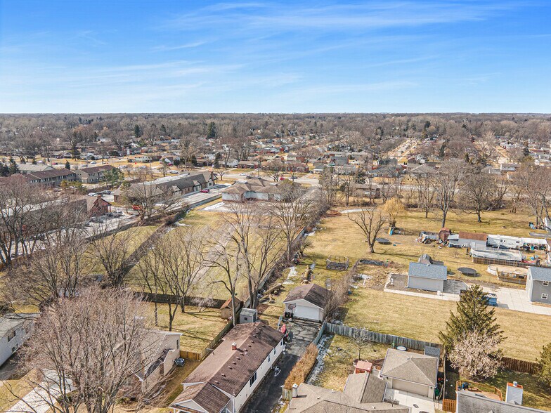 More Photos Of 18340 Middlebelt Rd, Livonia Office For Sale