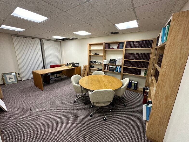 More Photos Of 1300 N Federal Hwy, Boca Raton Medical For Sale