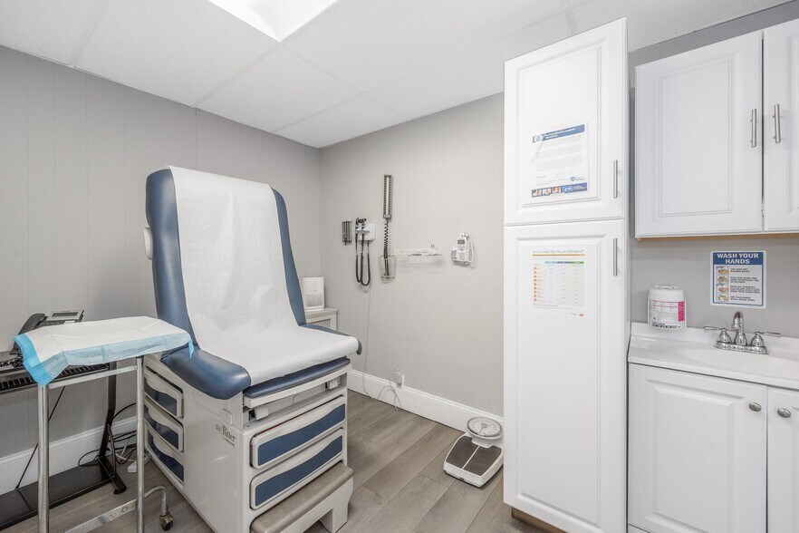 More Photos Of 504 Gramatan Ave, Mount Vernon Medical For Lease